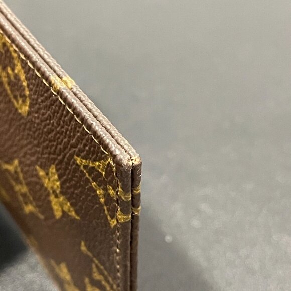 Louis Vuitton  Monogram Pochette Secret Passport Holder (JB1099) - Picture 4 of 5